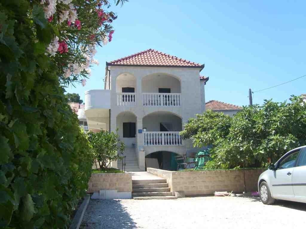Apartments And Rooms By The Sea Sutivan, Brac - 2943 Exterior foto