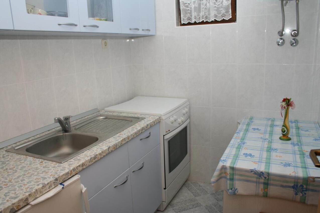 Apartments And Rooms By The Sea Sutivan, Brac - 2943 Exterior foto