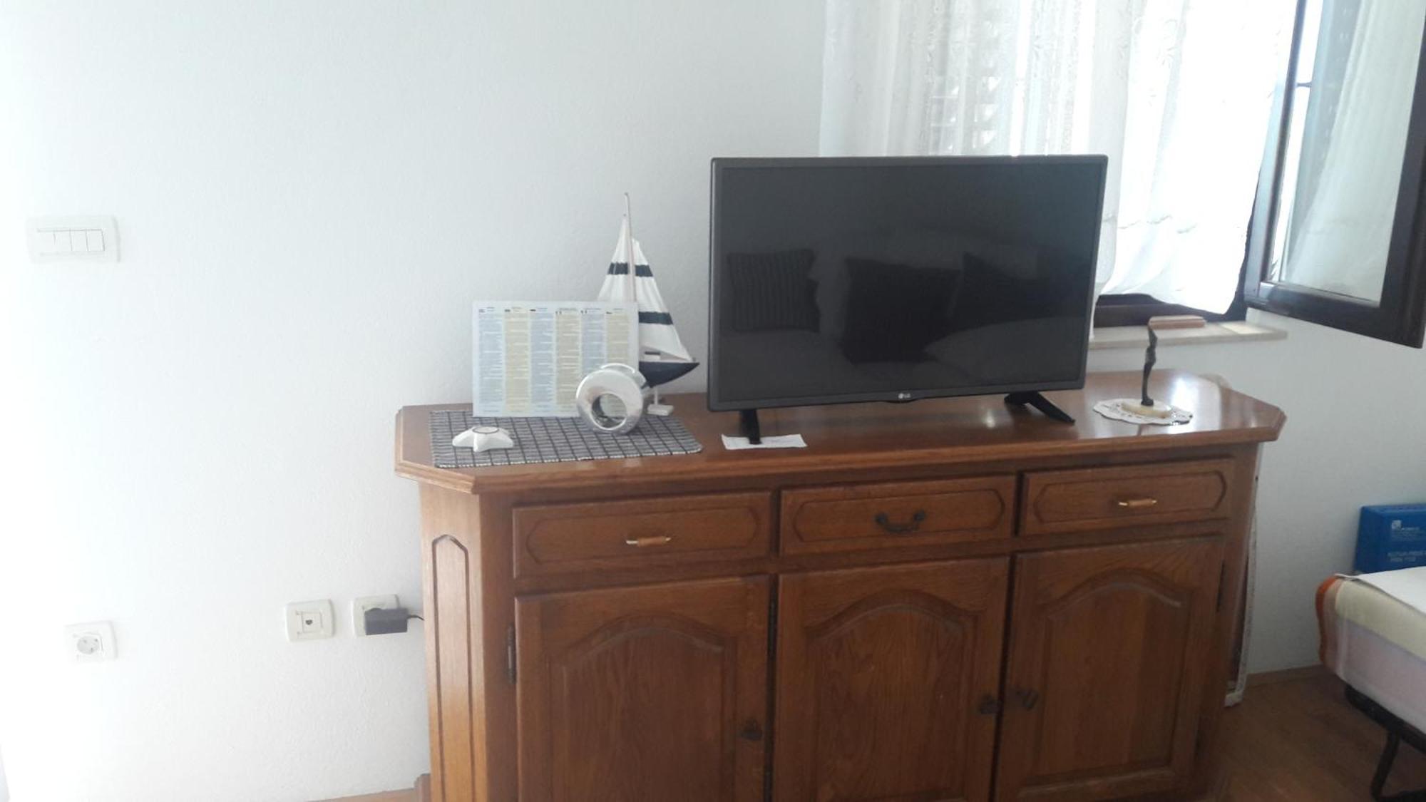 Apartments And Rooms By The Sea Sutivan, Brac - 2943 Cameră foto